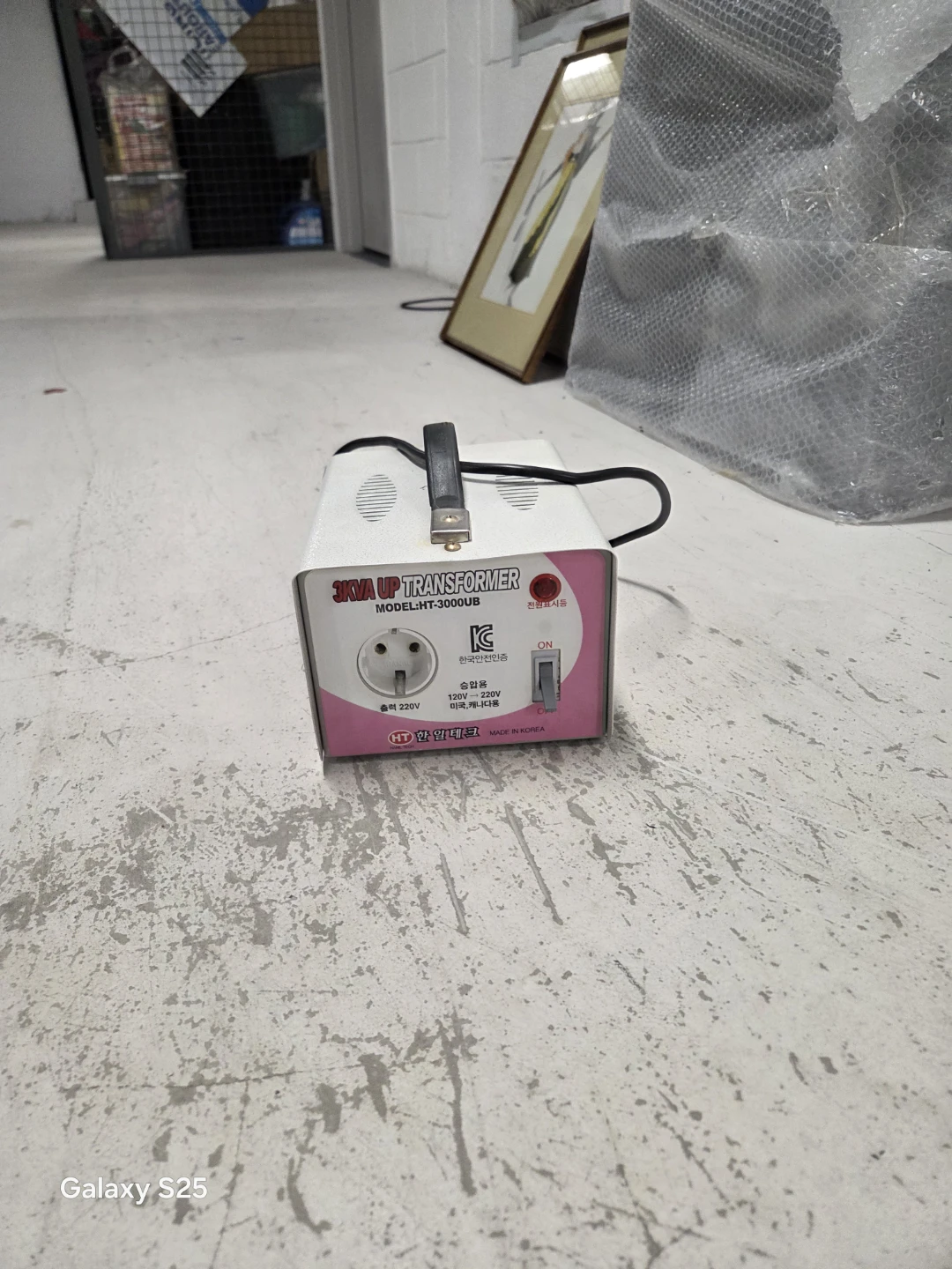 3KVA UP Transformer HT-3000UB - photo 2