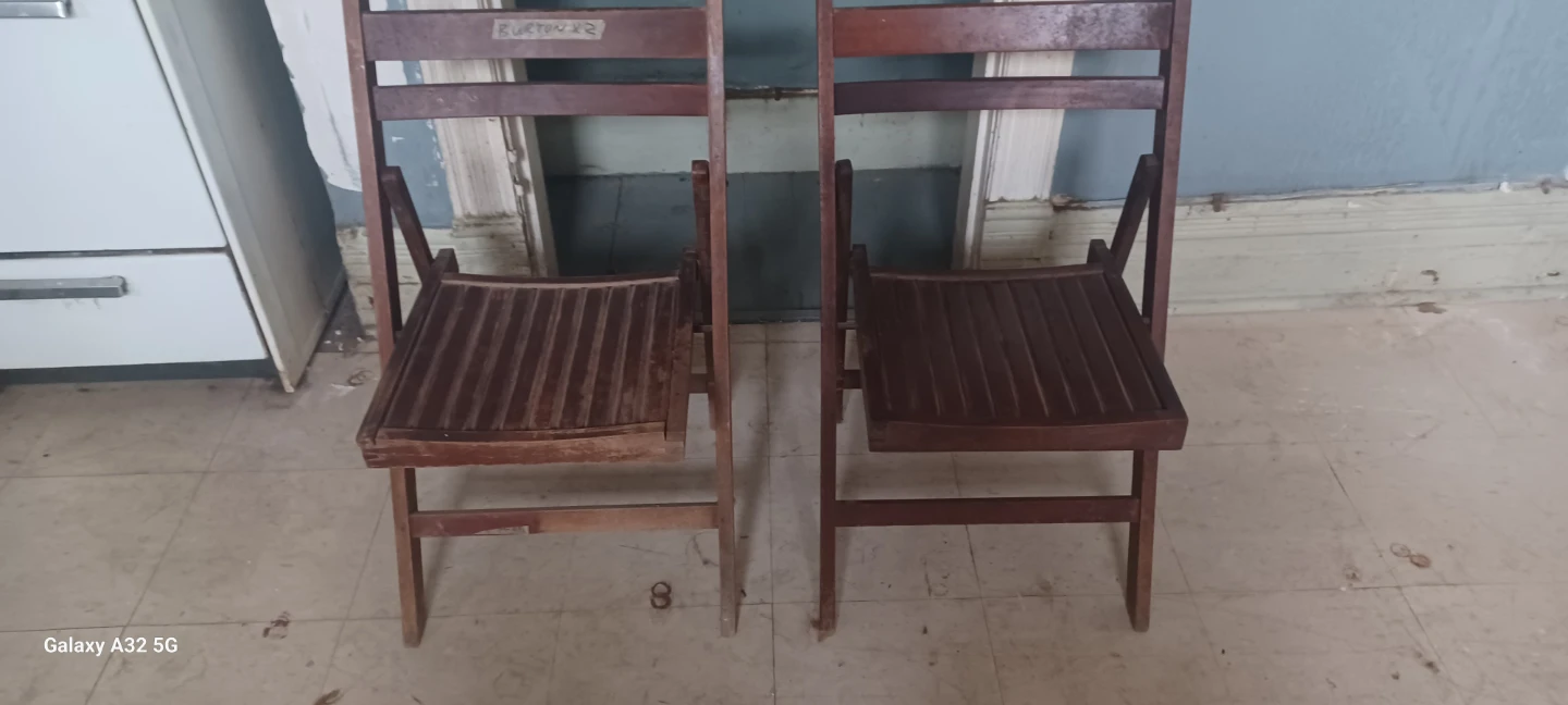 Wooden Folding Chairs Set - photo 3