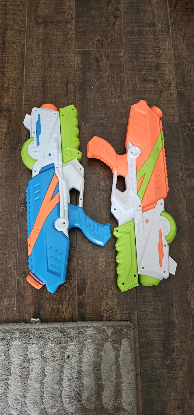 Water Blaster Toy Guns (2-Pack)
