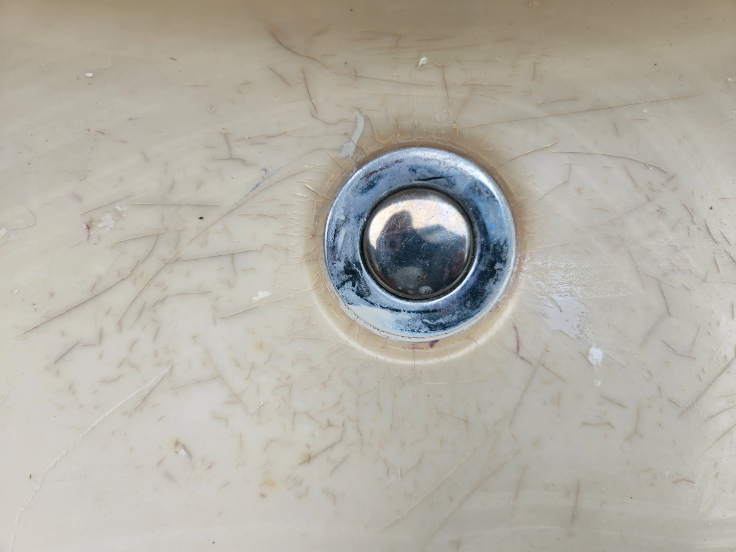 Cream coloured vanity sink - photo 3