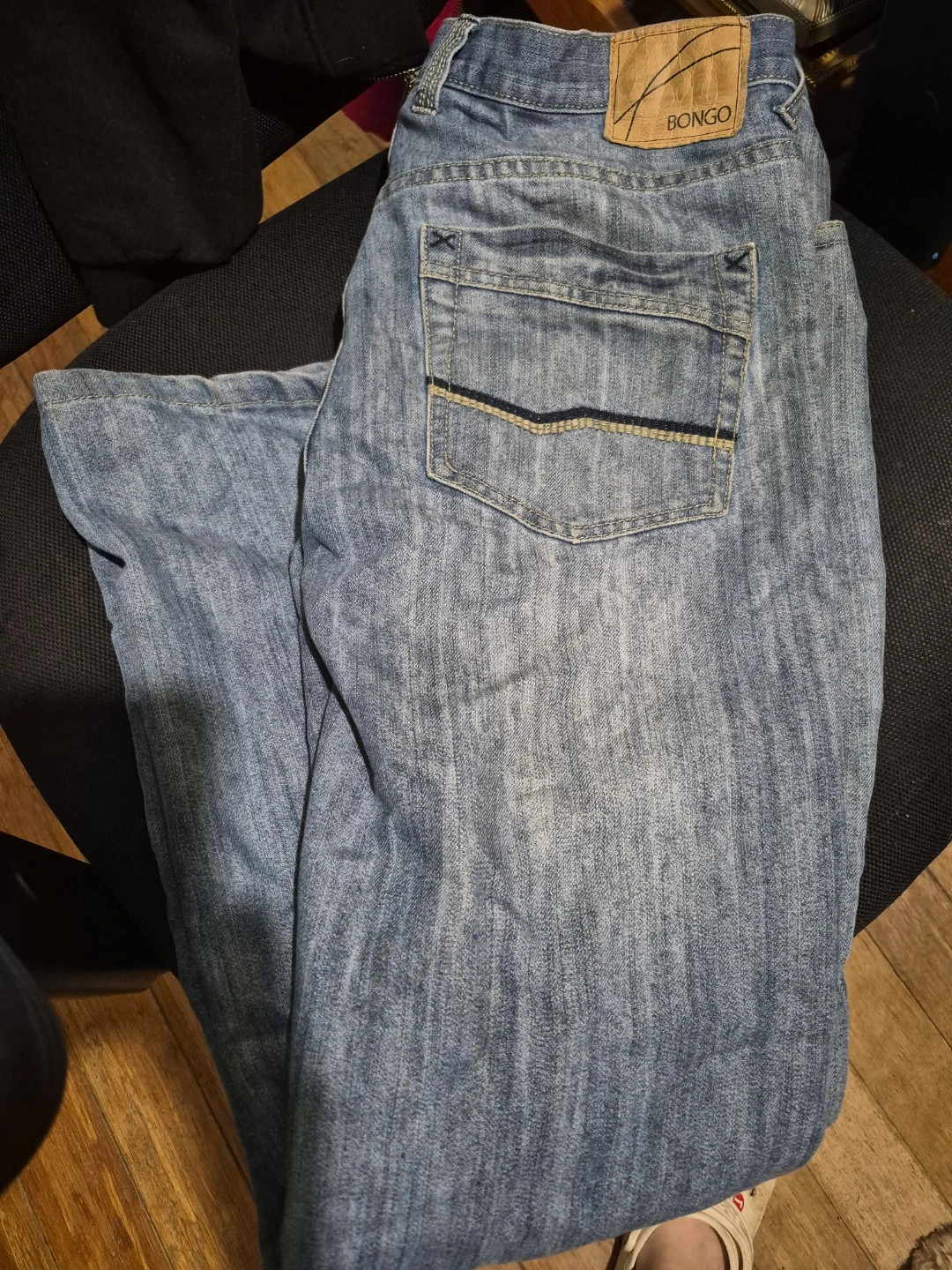 Guess Company Slim Straight Jeans