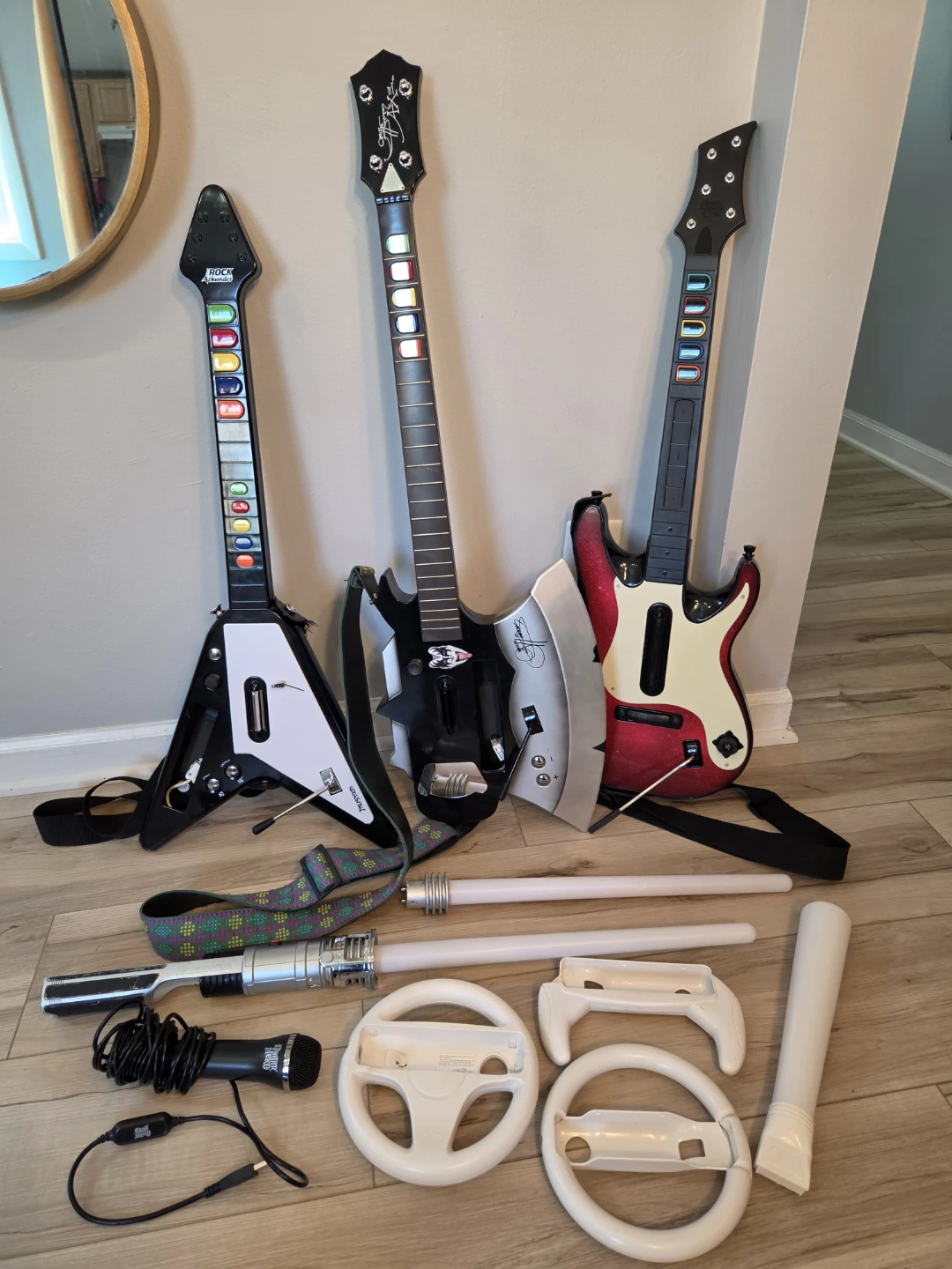 Rock Band & Guitar Hero Controllers - Wii Bundle