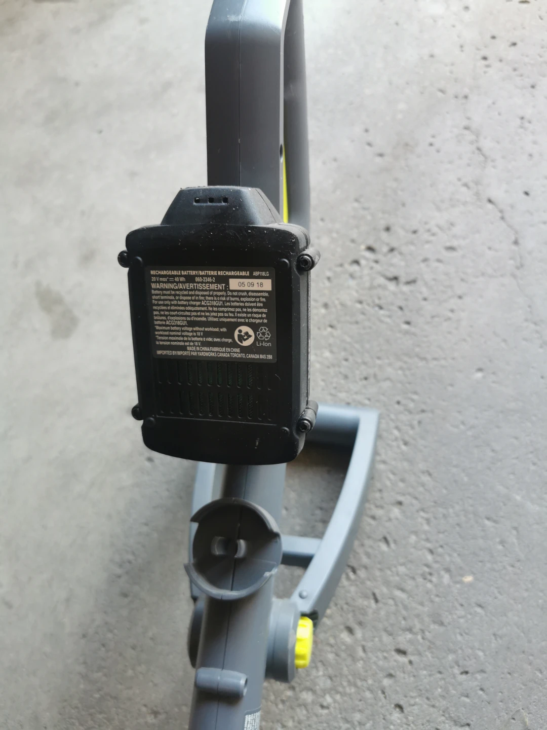 Yardworks Cordless String Trimmer - photo 4