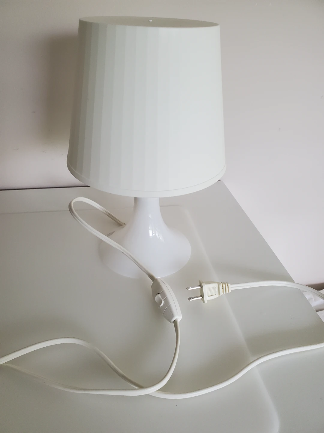 White IKEA FADO Table Lamp - photo 3