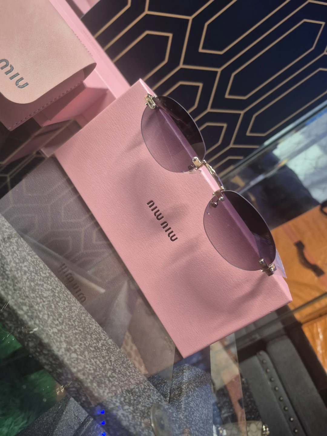 Miu Miu Oval Rimless Sunglasses Pink Gradient - photo 4