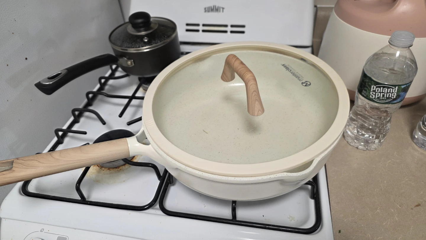 Non-Stick Frying Pan and