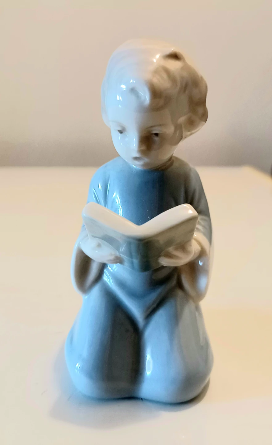 Vtg German Metzler Ortloff Porcelain Figurine