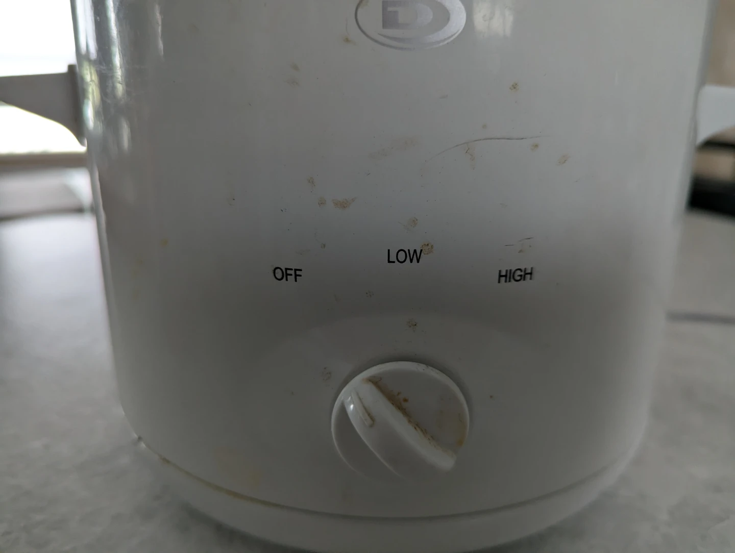 2 qt Slow Cooker JE3086 - photo 3