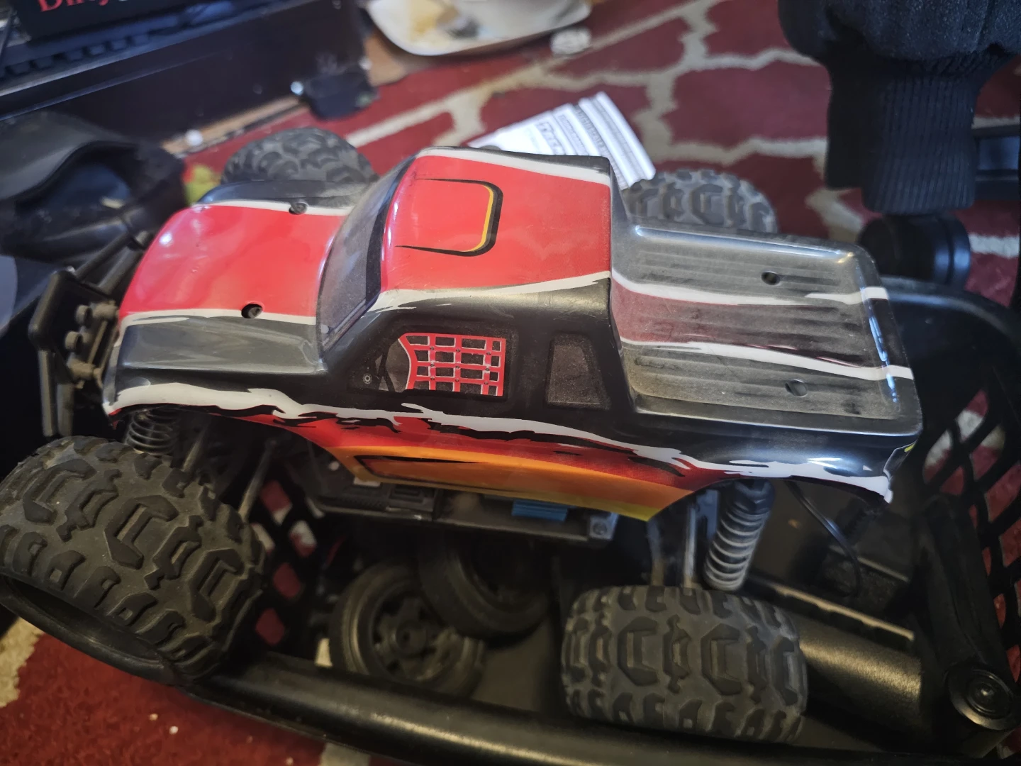 1/16 Scale Electric Tremor Series RC Truck - photo 3