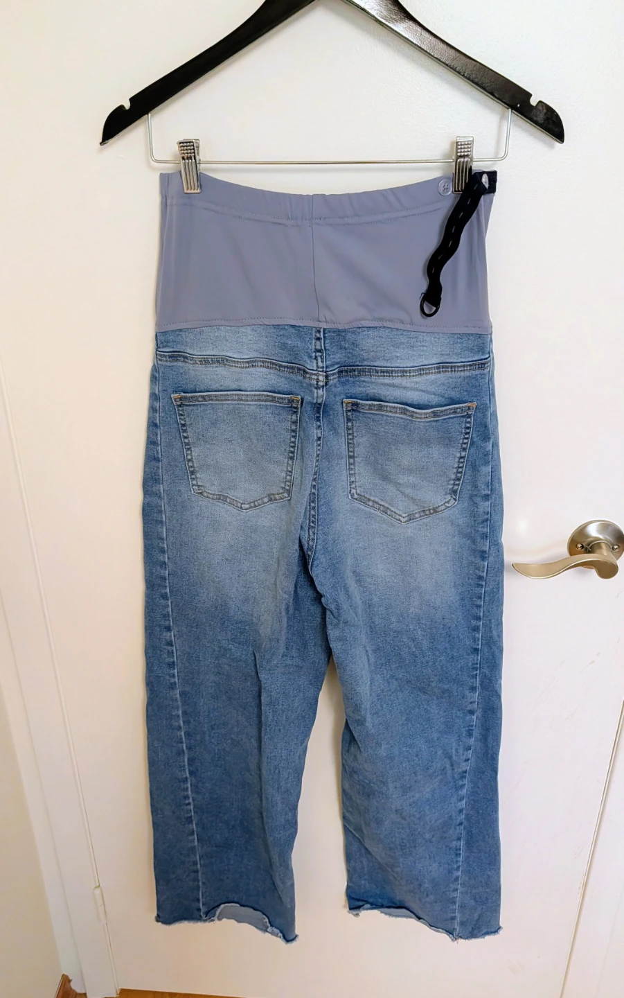Maternity Jeans - Women's Size Medium - photo 2