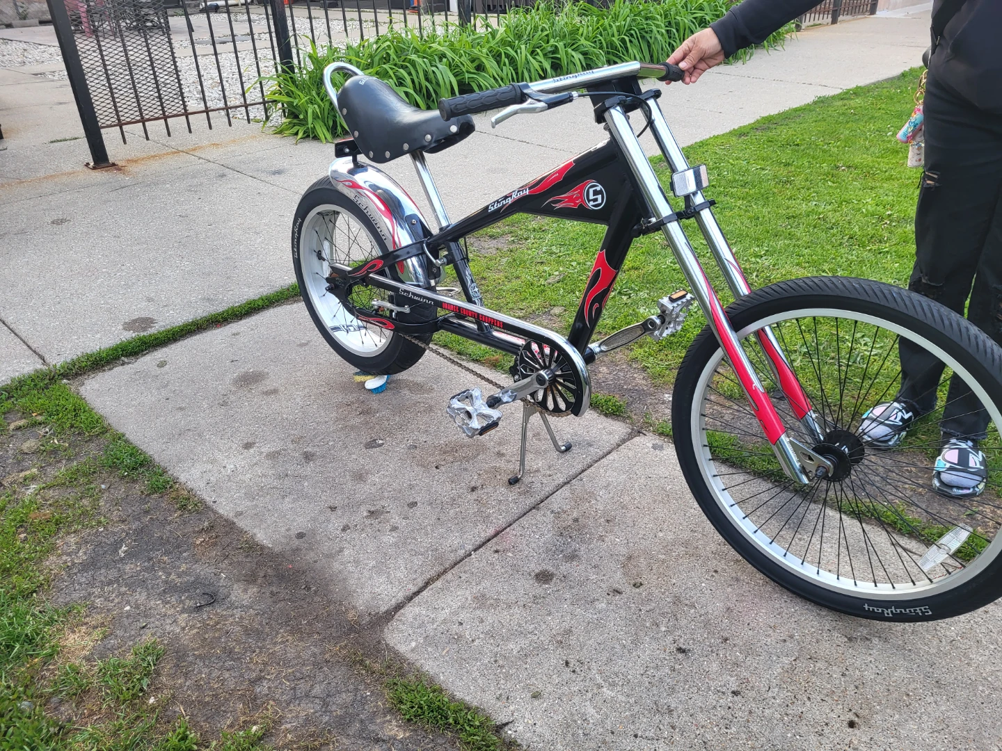 Bicycle schwinn Orange country choppers in Excellents Conditions