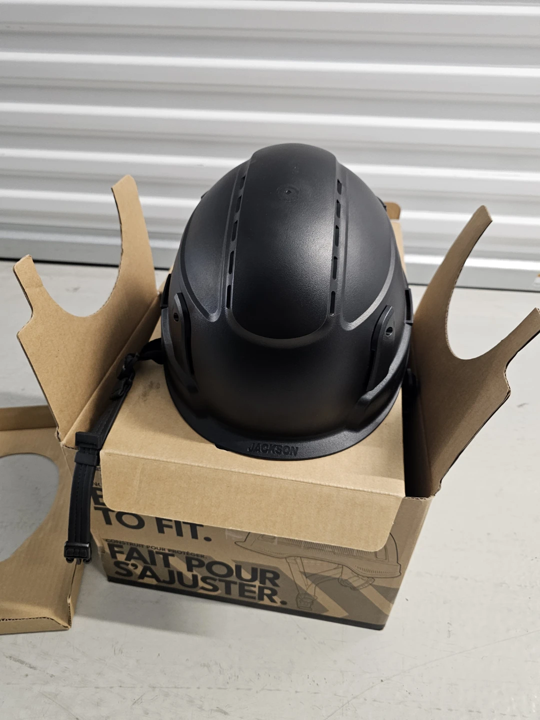 Jackson XS2-500V Series Type 2 Vented Safety Helmet Black - photo 2