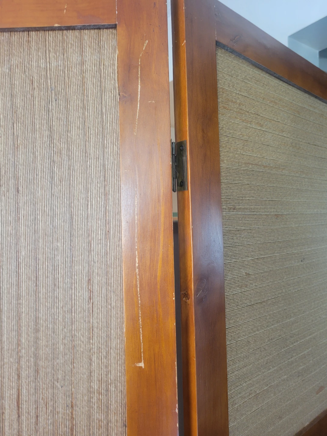 3 Panel Solid Wood Room Divider Panel and Privacy Screen. - photo 3