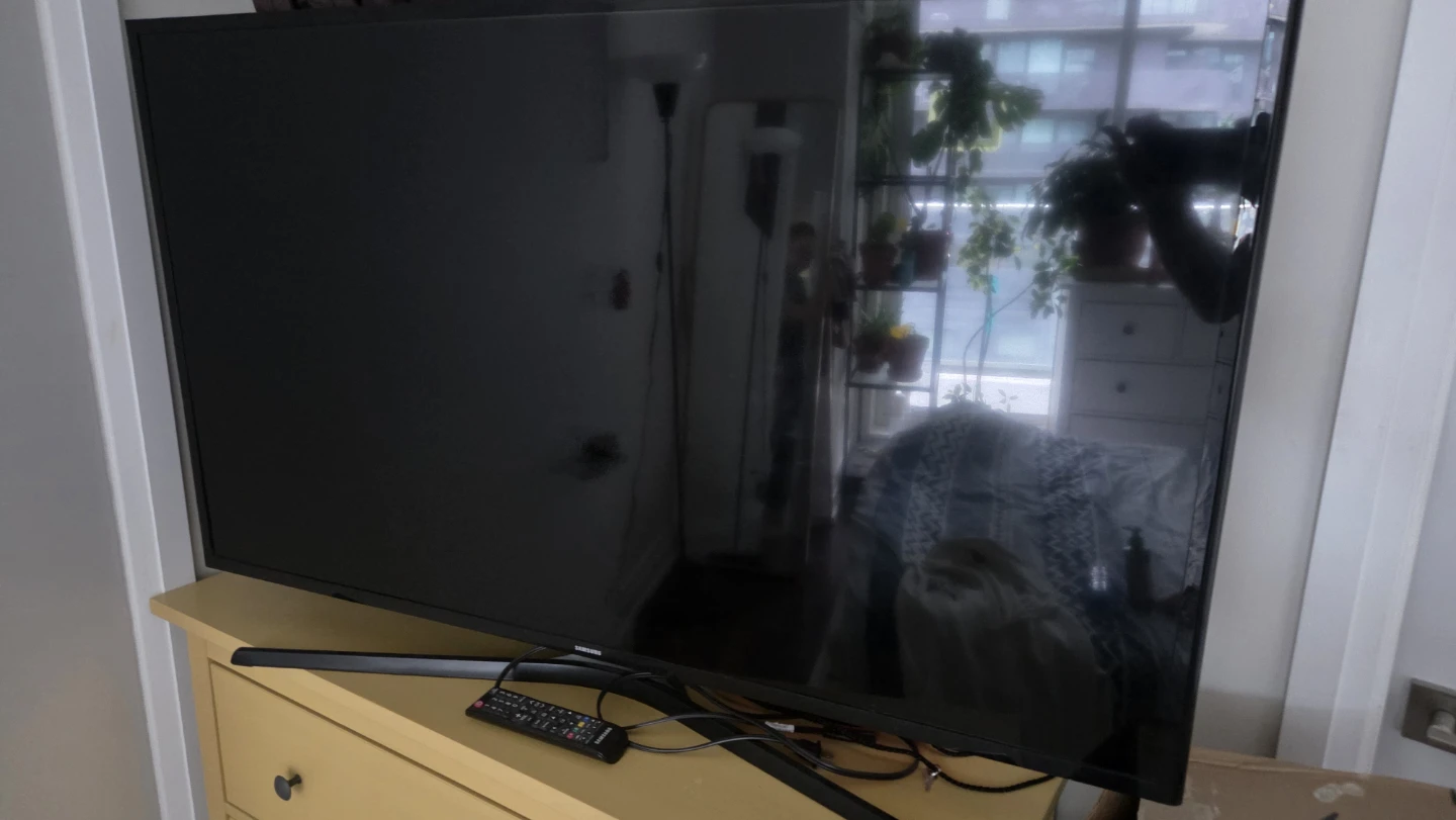 Samsung 48" Smart TV UN48J5200AF