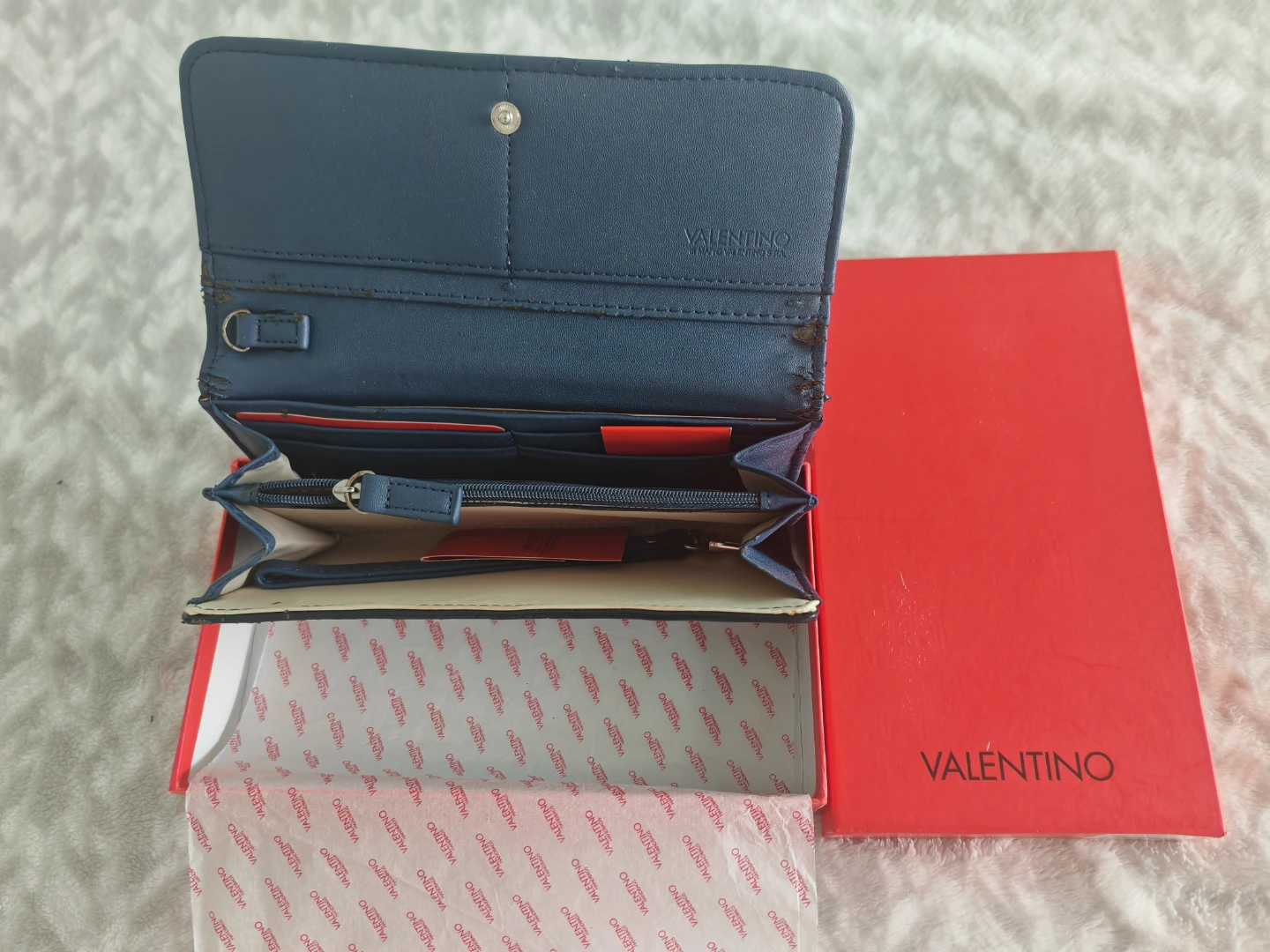 Valentino Garavani Blue Leather Wallet – Brand New - photo 2