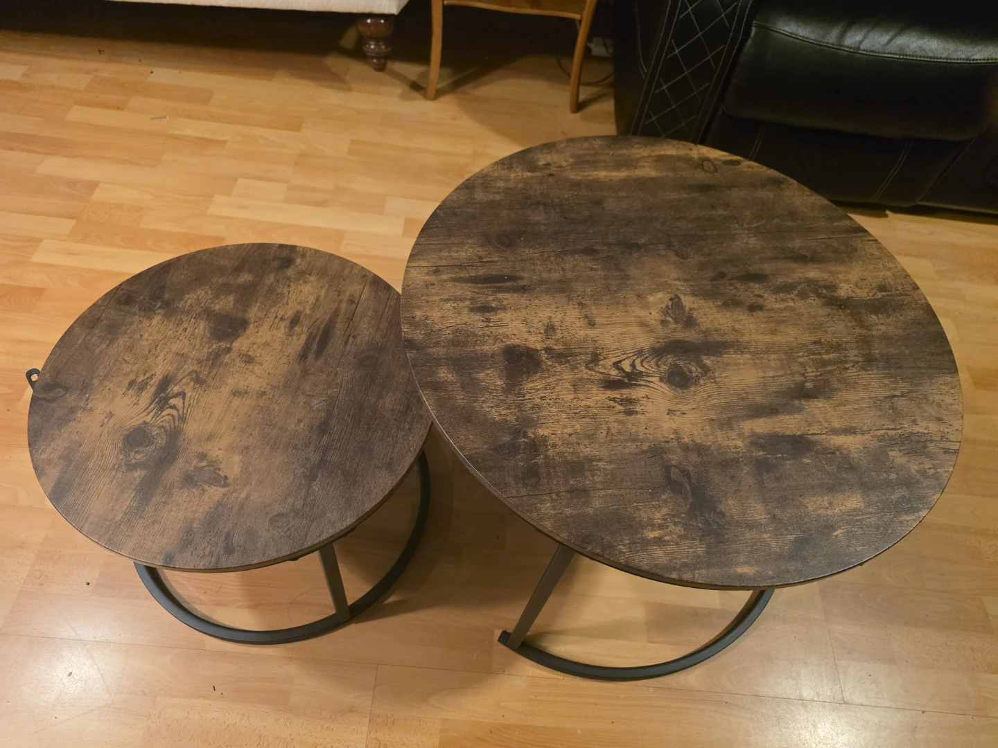 Round Nesting Coffee Tables (Set of 2)