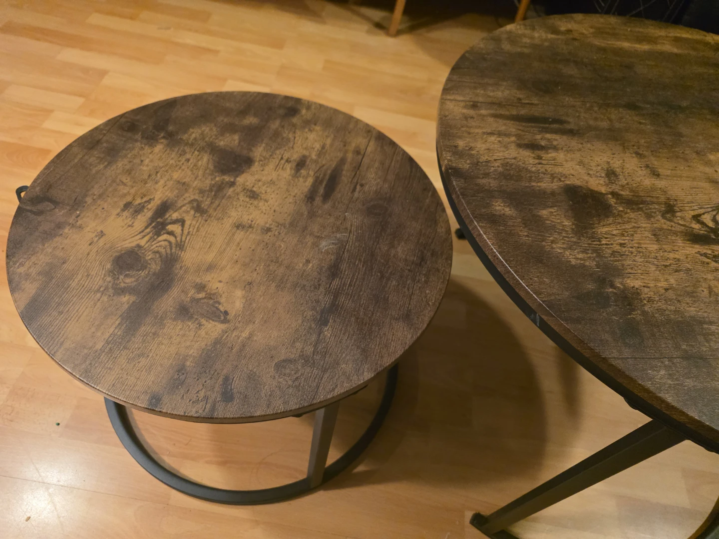 Round Nesting Coffee Tables (Set of 2) - photo 5