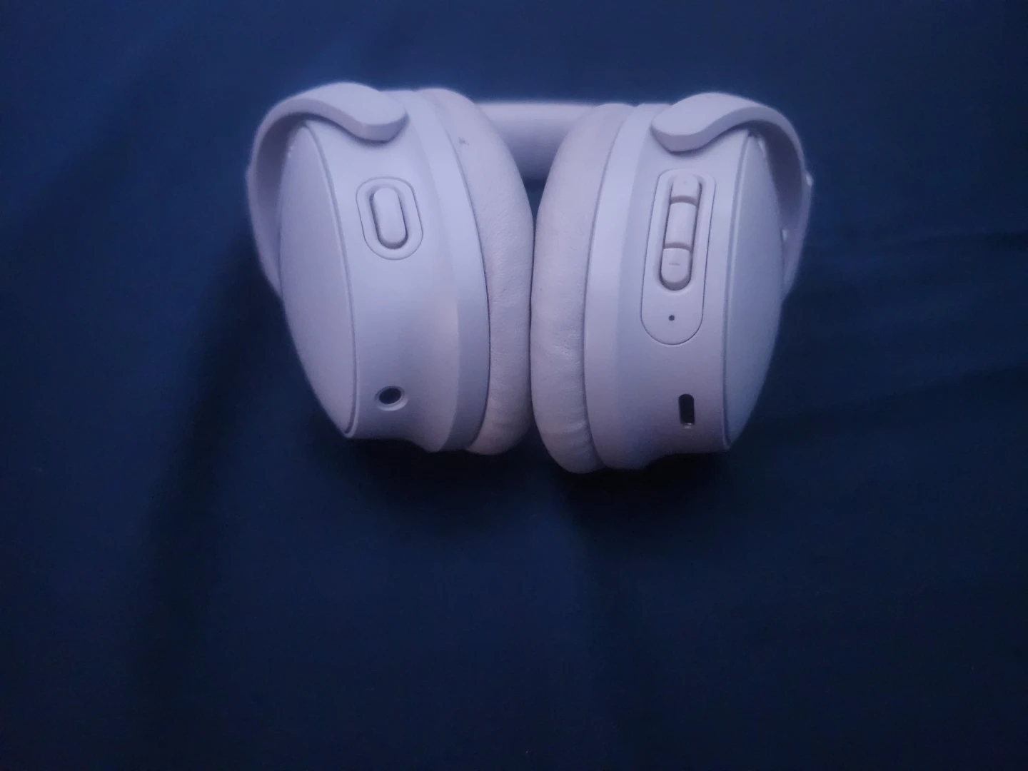 Bose QuietComfort 45 Noise Cancelling Headphones - photo 3