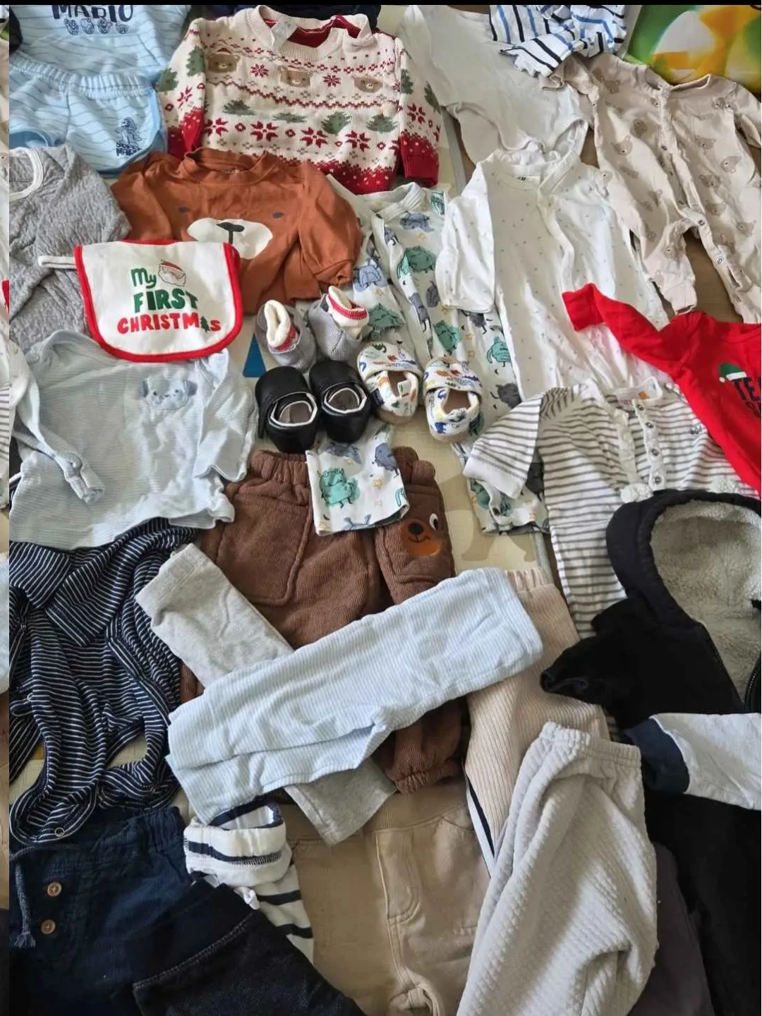 Baby Boy clothing bundle 0-12months - photo 5