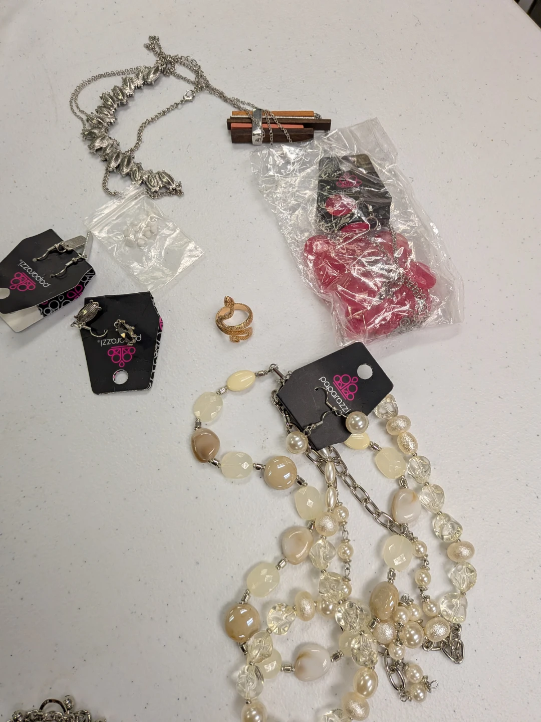 Jewelry Collection - Necklaces, Earrings, Bracelets & Rings - photo 3