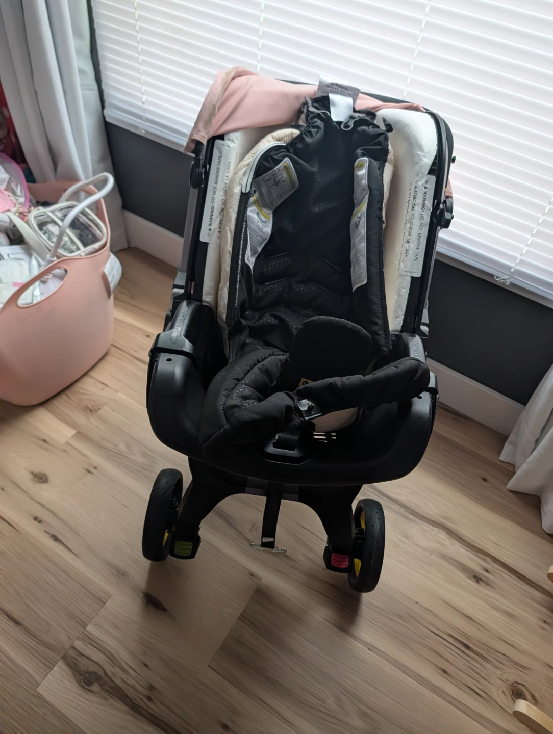 Doona Infant Car Seat and Stroller - photo 2