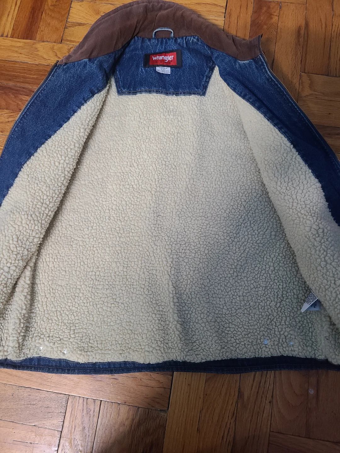 Wrangler Sherpa Lined Denim Vest - photo 2