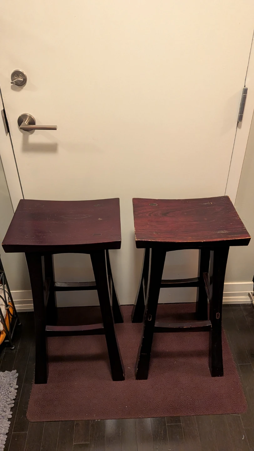 Wooden Bar Stool Set, 29"