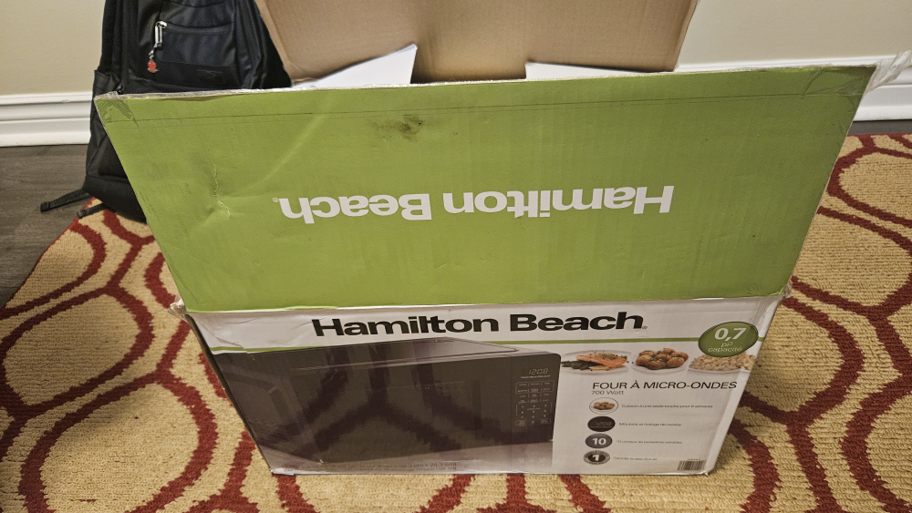 Hamilton Beach 0.7 cu ft Microwave