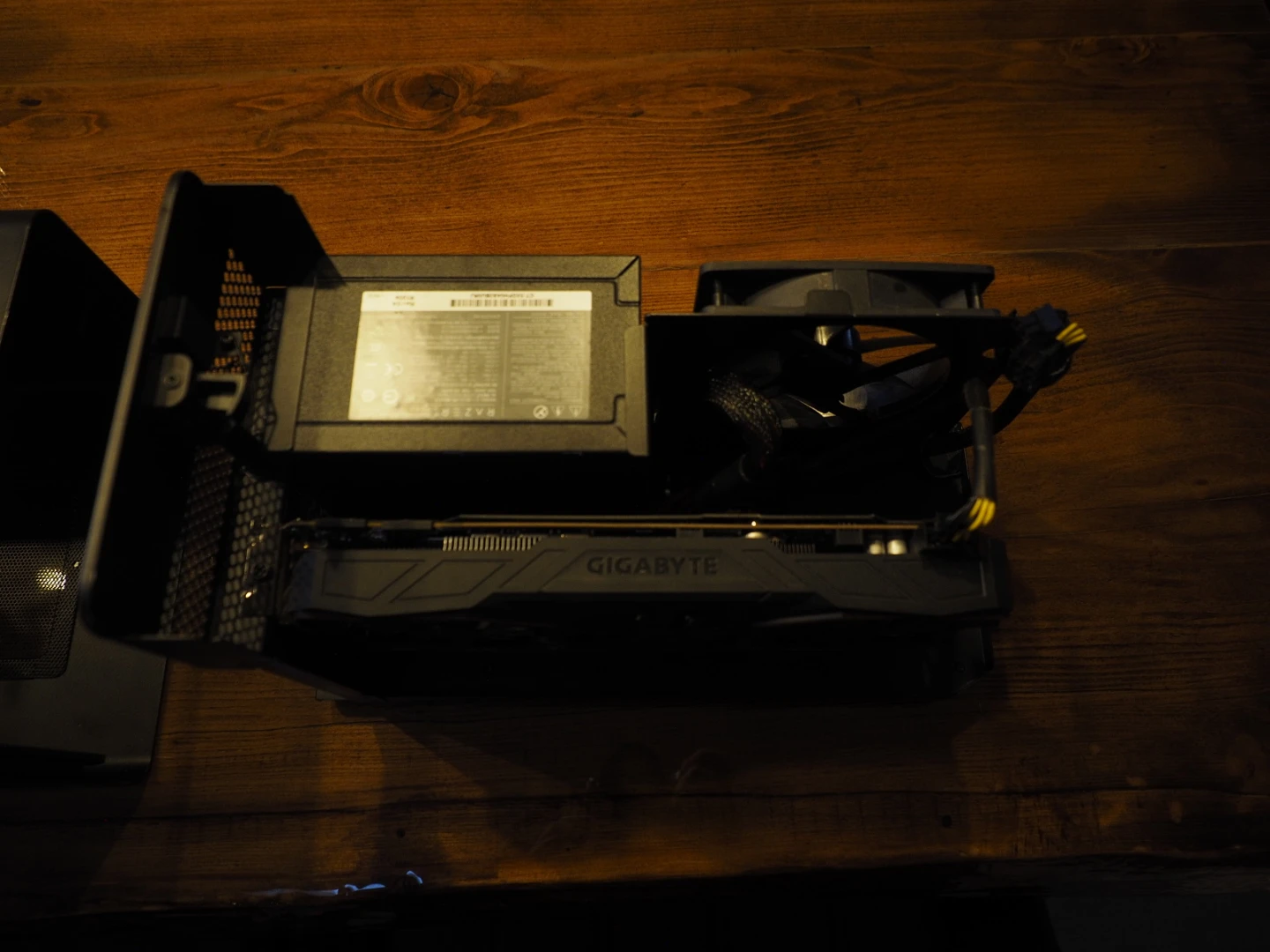 eGPU with Gigabyte GTX1080 - photo 3