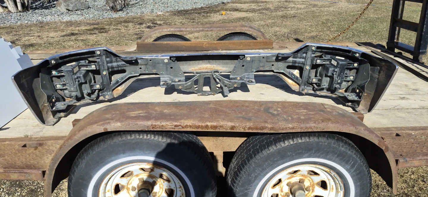 Front bumper for 2016 - 2018 Chev Silverado - photo 2