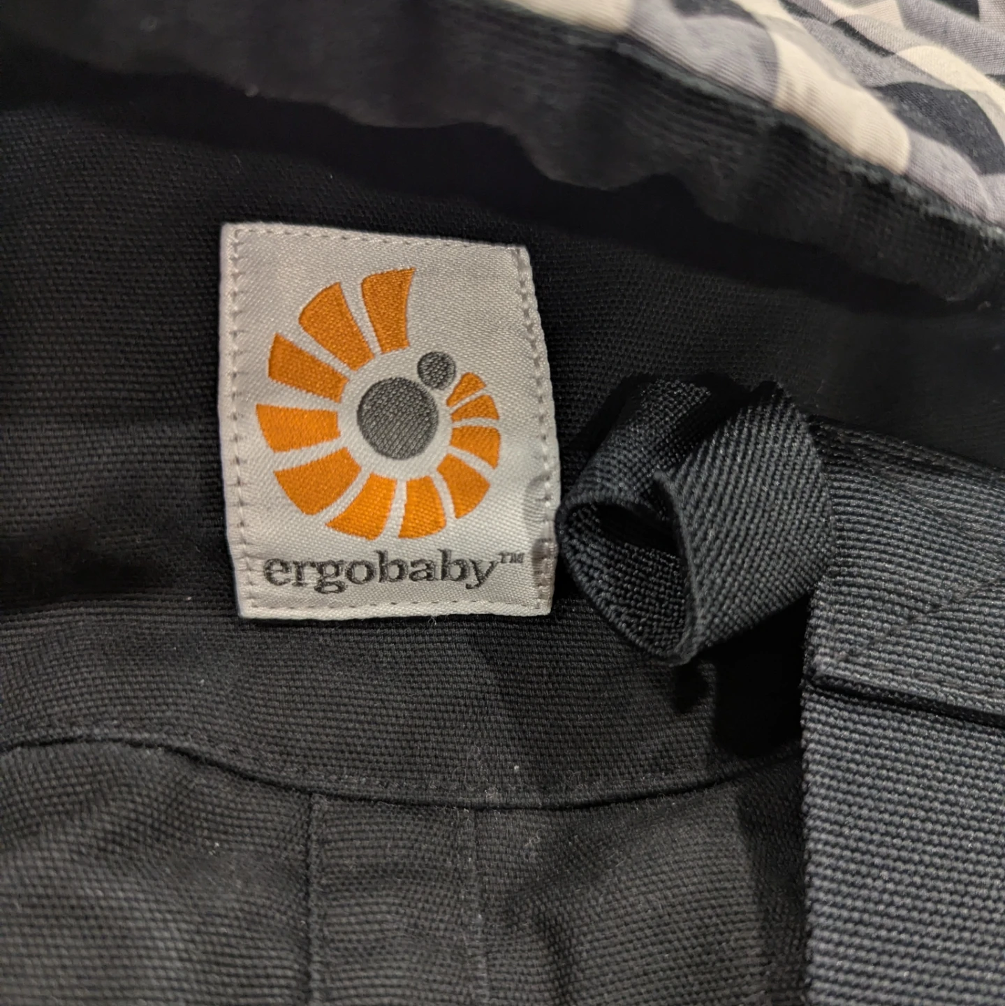 Ergobaby All Positions 360 Gingham Noir Baby Carrier - photo 2