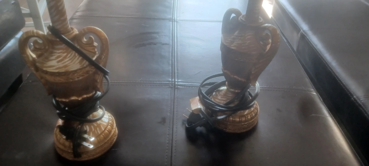 Pair of Vintage  Table Lamps - photo 2