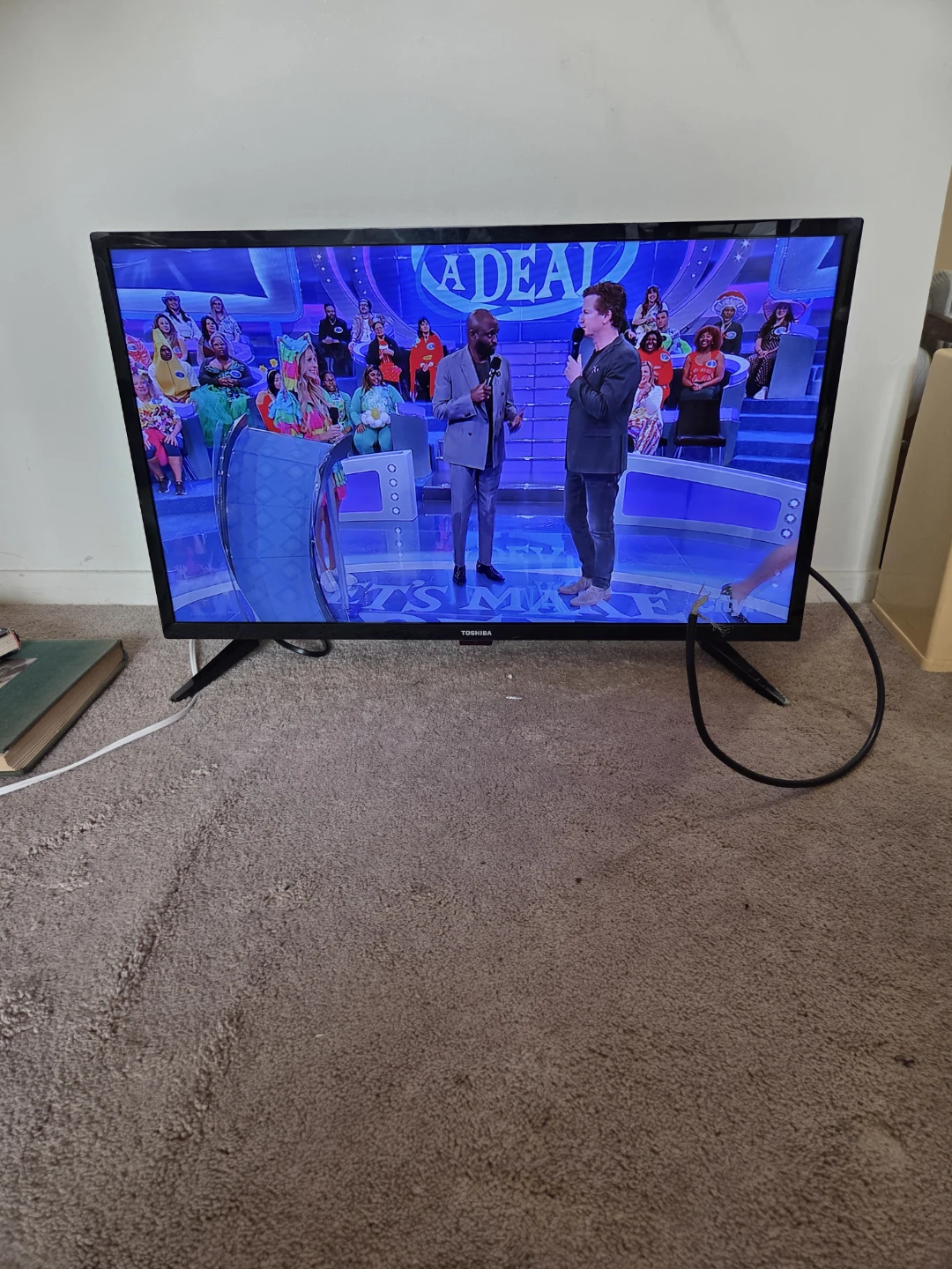 Toshiba 32-inch TV
