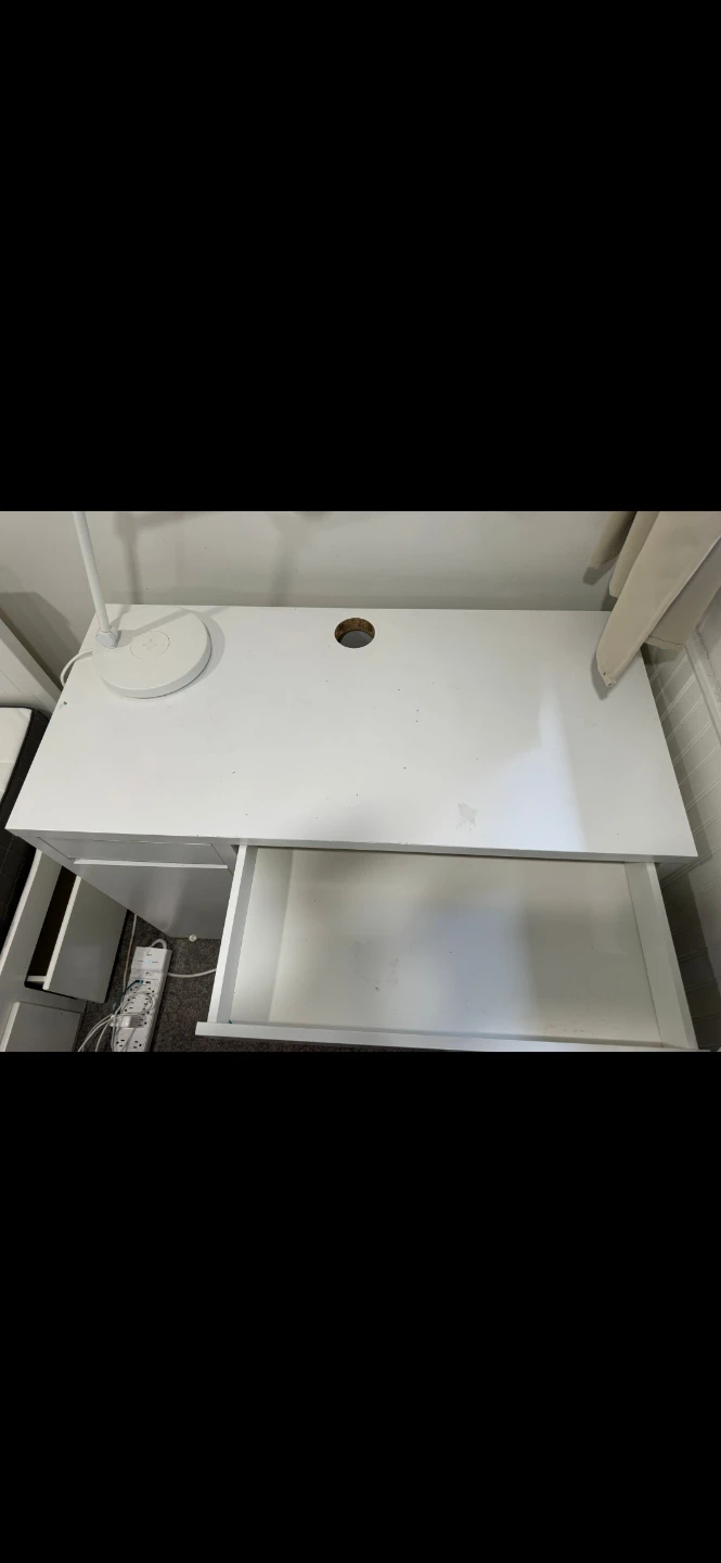 White Desk with Drawer and Lamp - photo 3