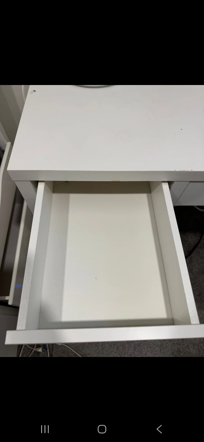 White Desk with Drawer and Lamp - photo 5