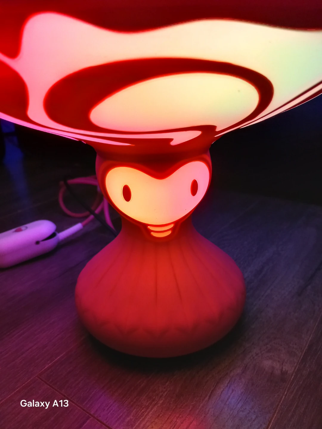 Wisdom Truffle Moon Lamp in pink designed by Karim Rashid. - photo 4