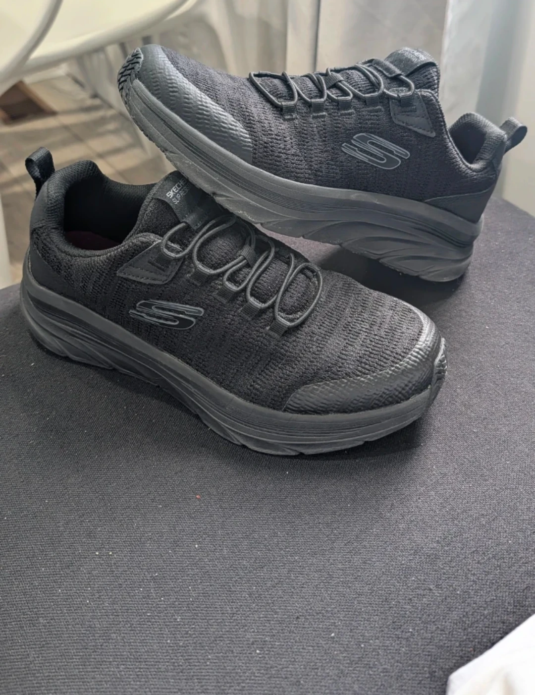 Work Slip-Resistant Relaxed Skechers
