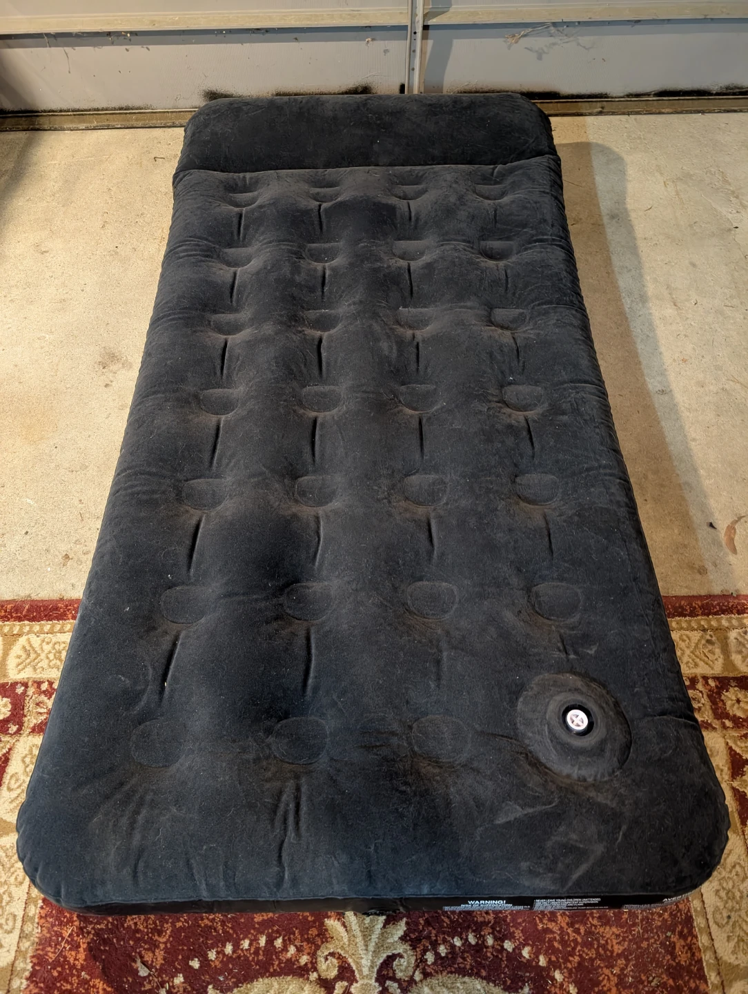 OUTBOUND Twin Air Bed with Built-In Manual Pump