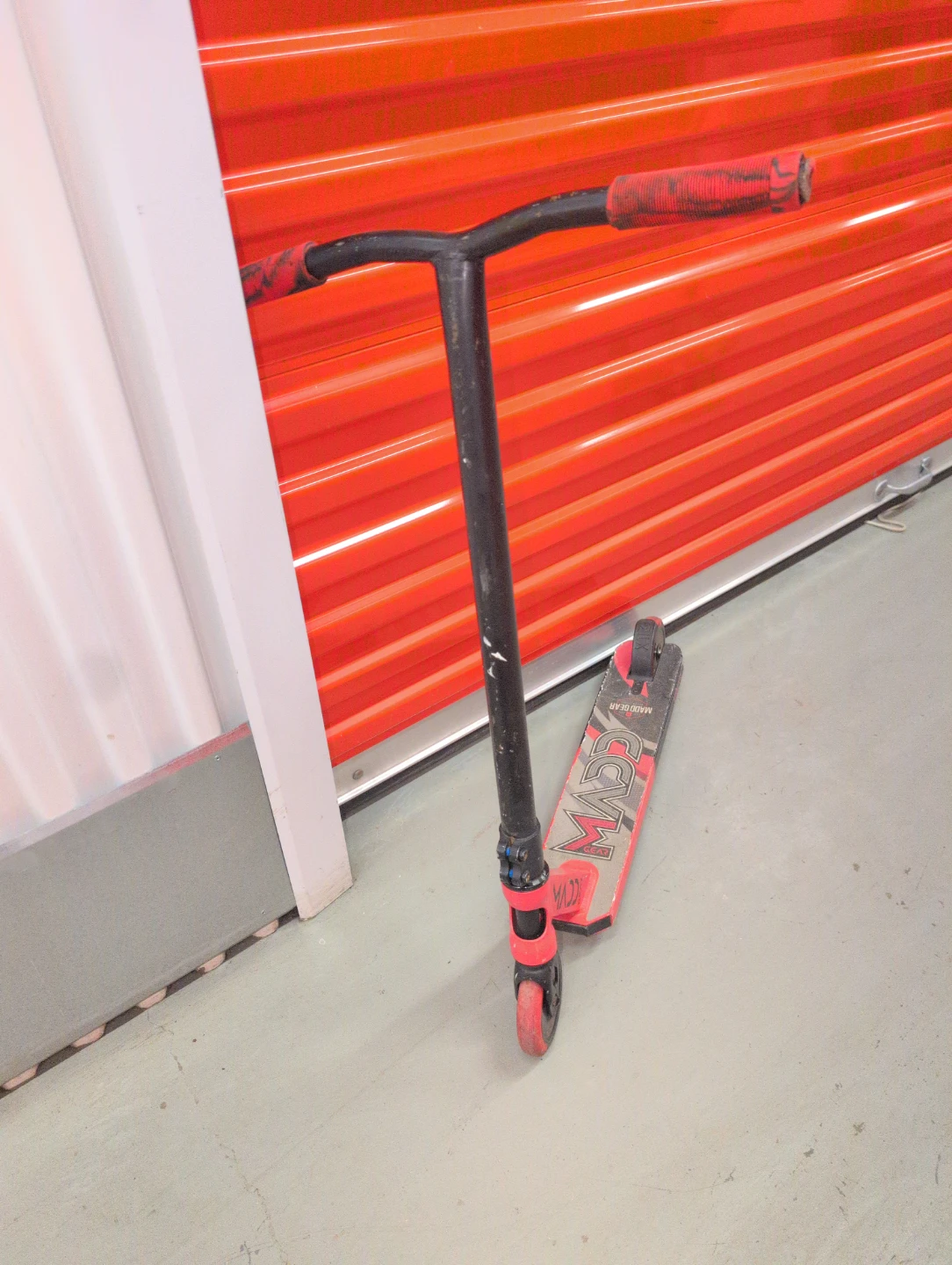 MADD GEAR Kick Scooter - photo 2