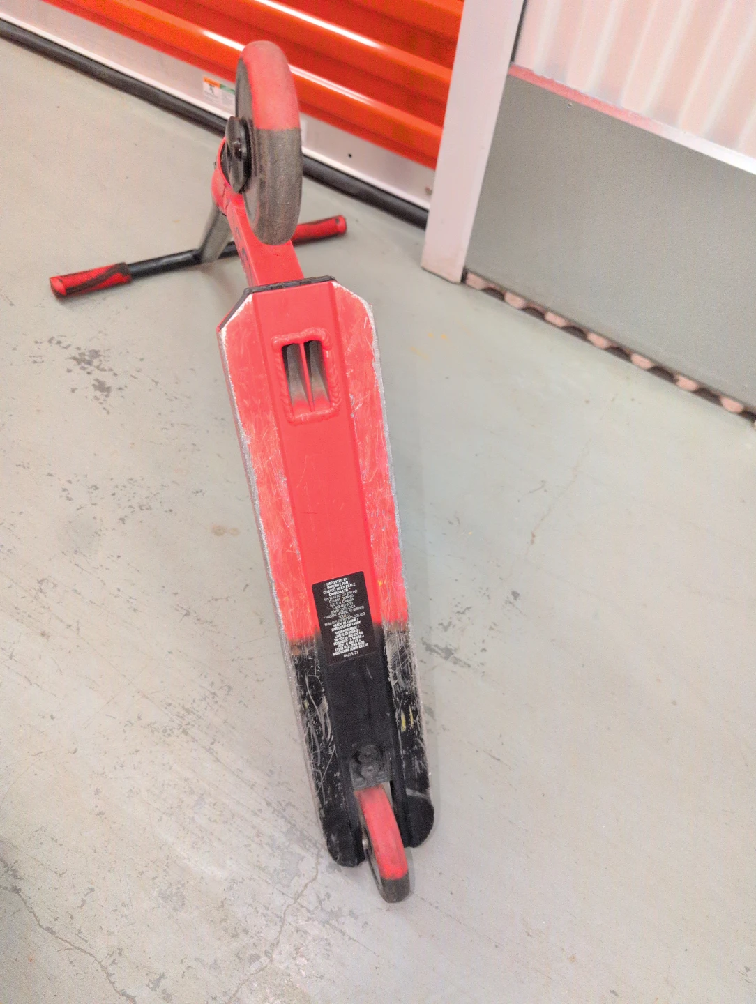MADD GEAR Kick Scooter - photo 3