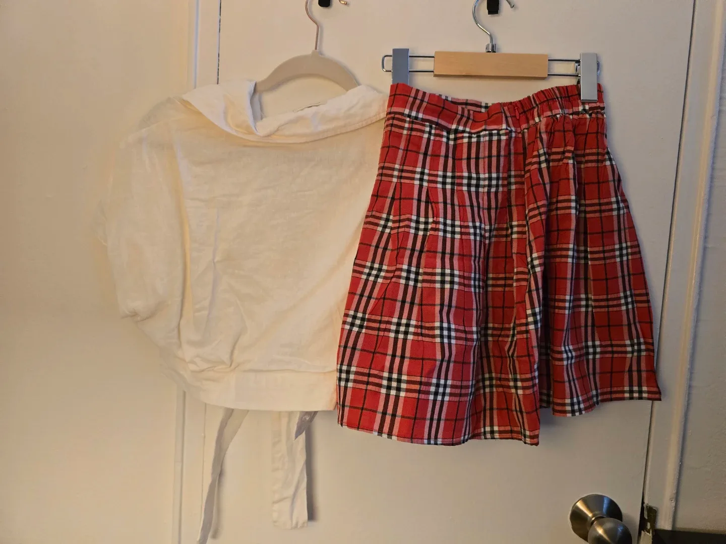 White Linen Blend Cropped Shirt with Red Plaid Skirt Set - photo 2