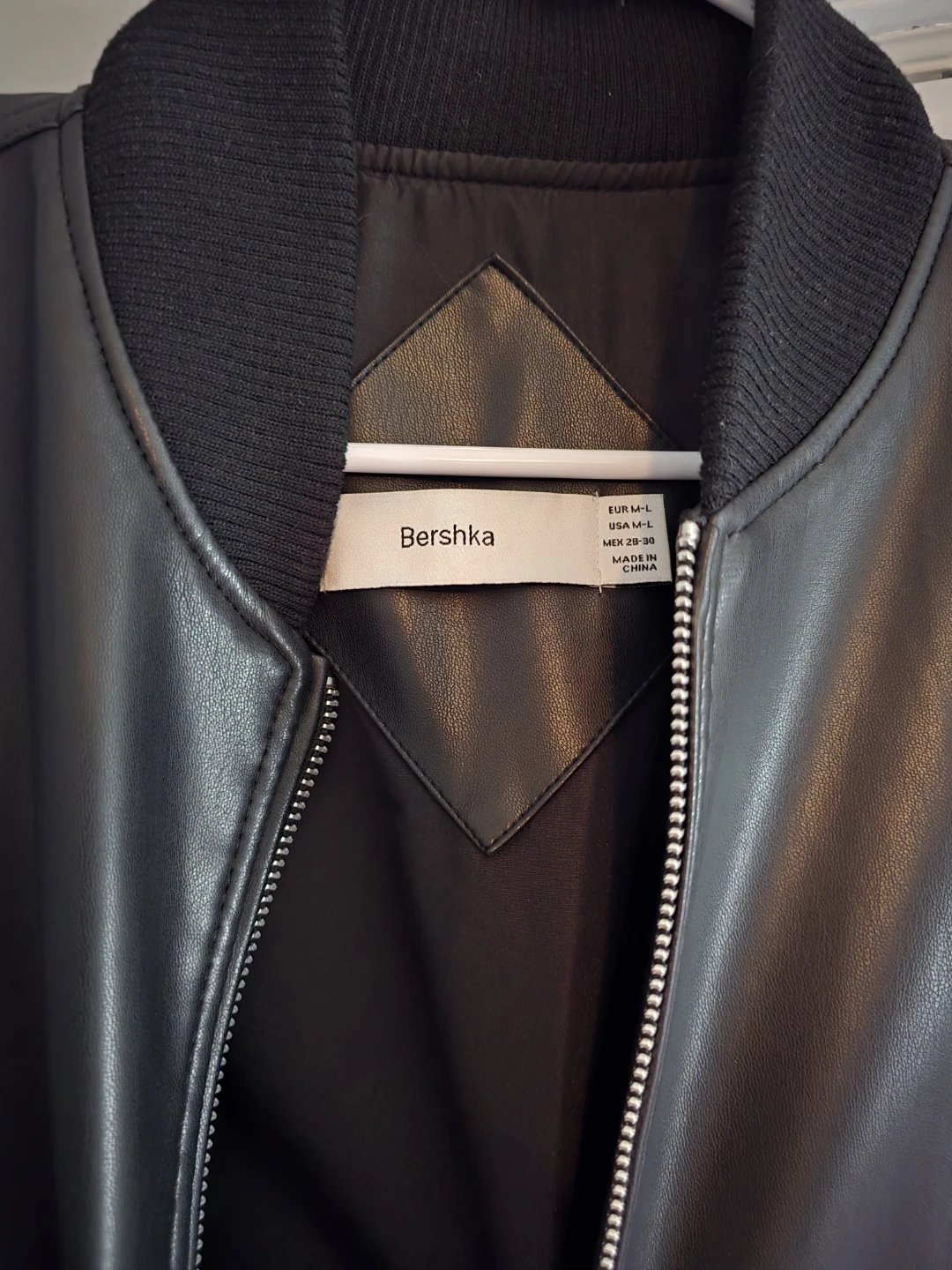 Bershka Black Faux Leather Bomber Jacket - photo 3