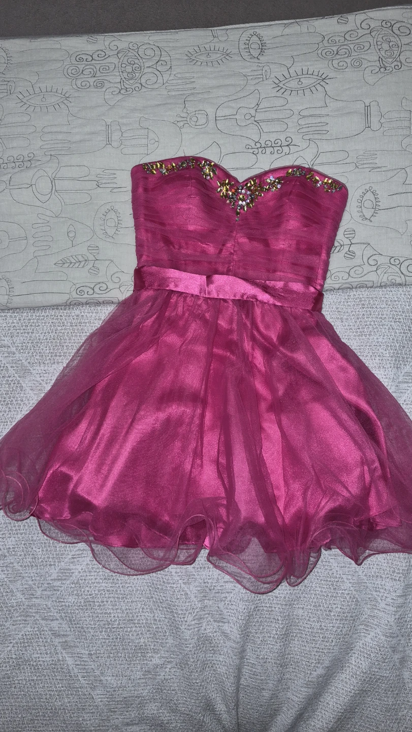 Graduation Strapless Dress Size 7/8