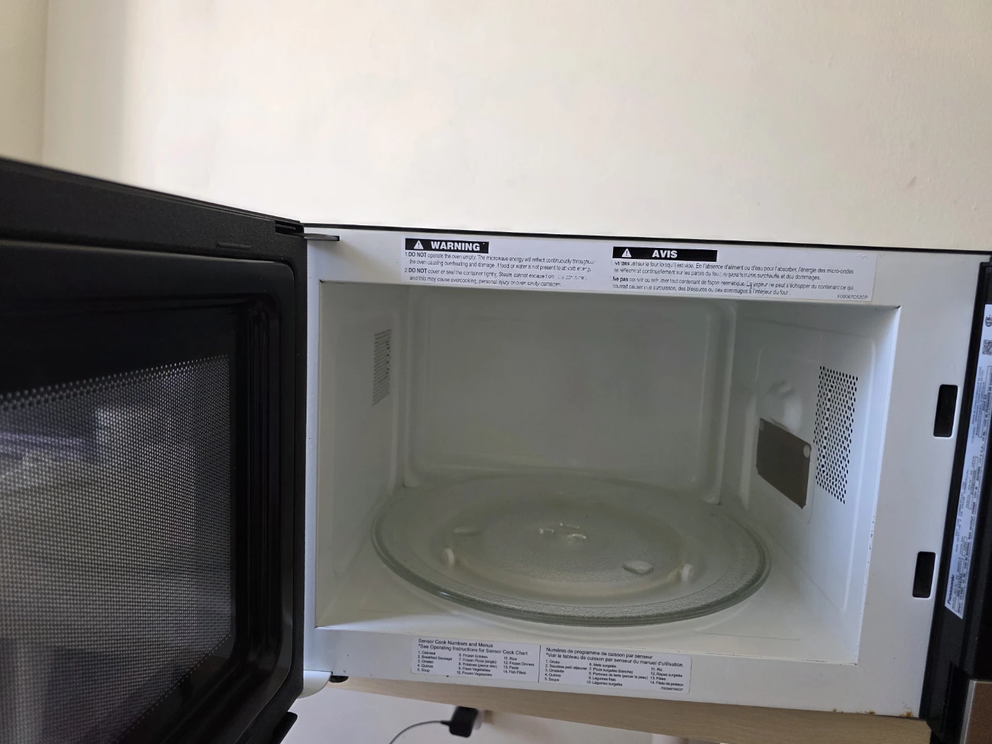 Panasonic Inverter Microwave Oven - photo 4