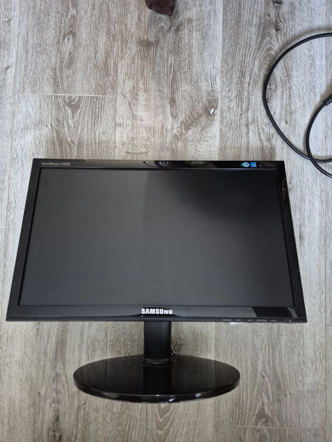 Samsung SyncMaster E1920 monitor