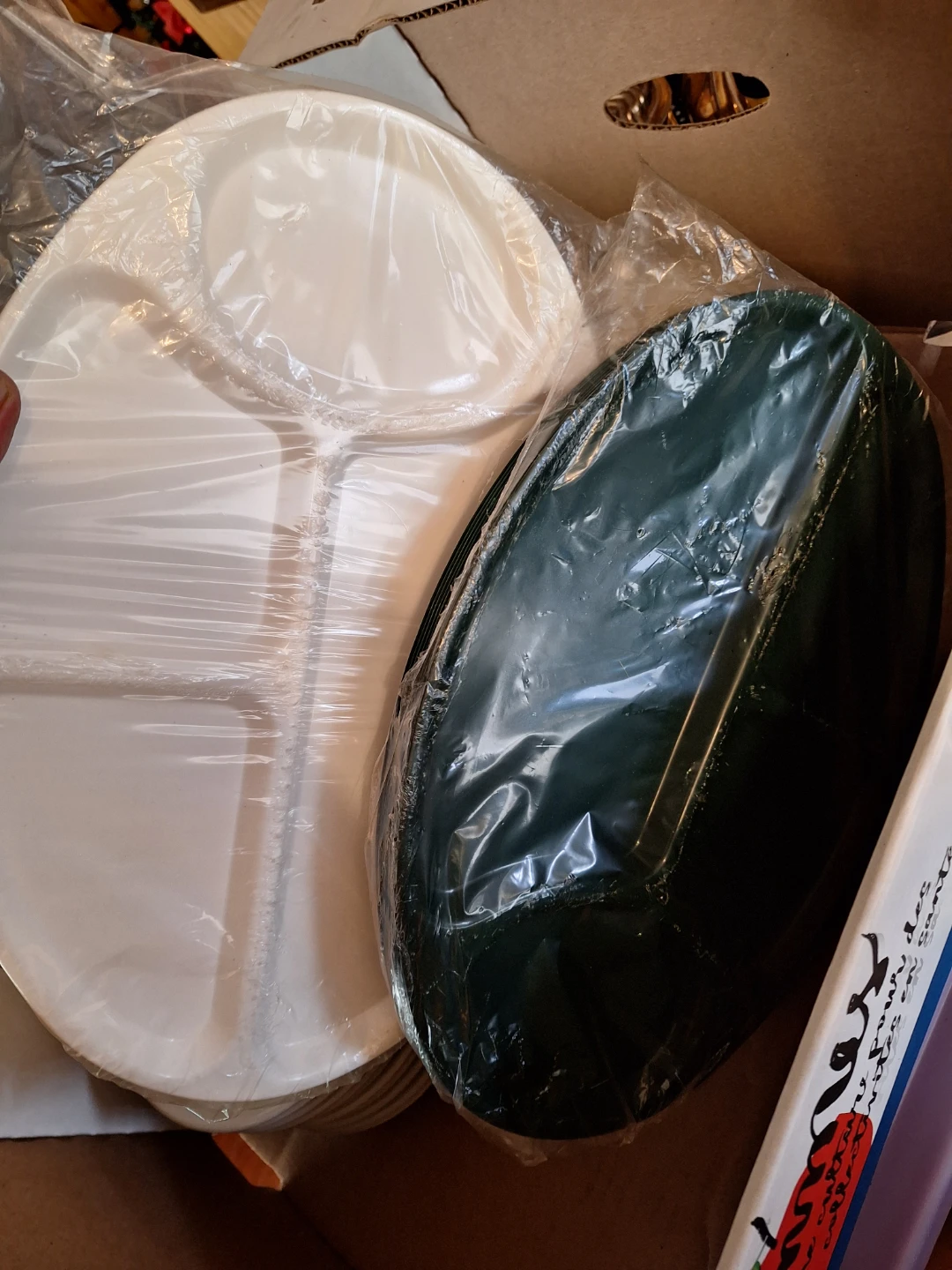 Kitchen Utensil and Dinnerware Set - photo 4