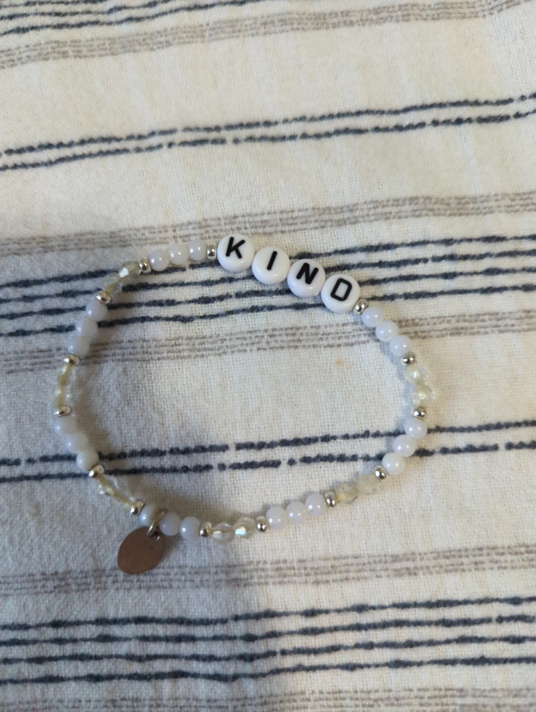 Claire's "KIND" Beaded Bracelet