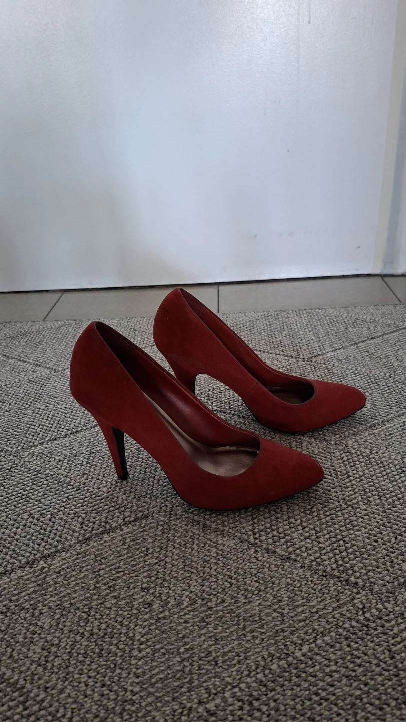 Size 7 Heels - photo 2