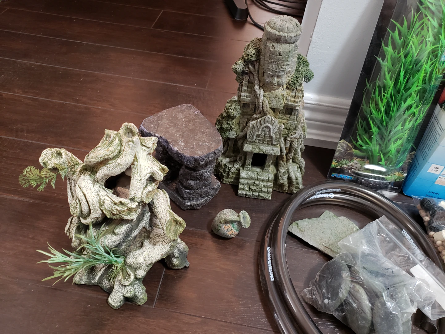 30 Gallon Fish Tank - photo 2