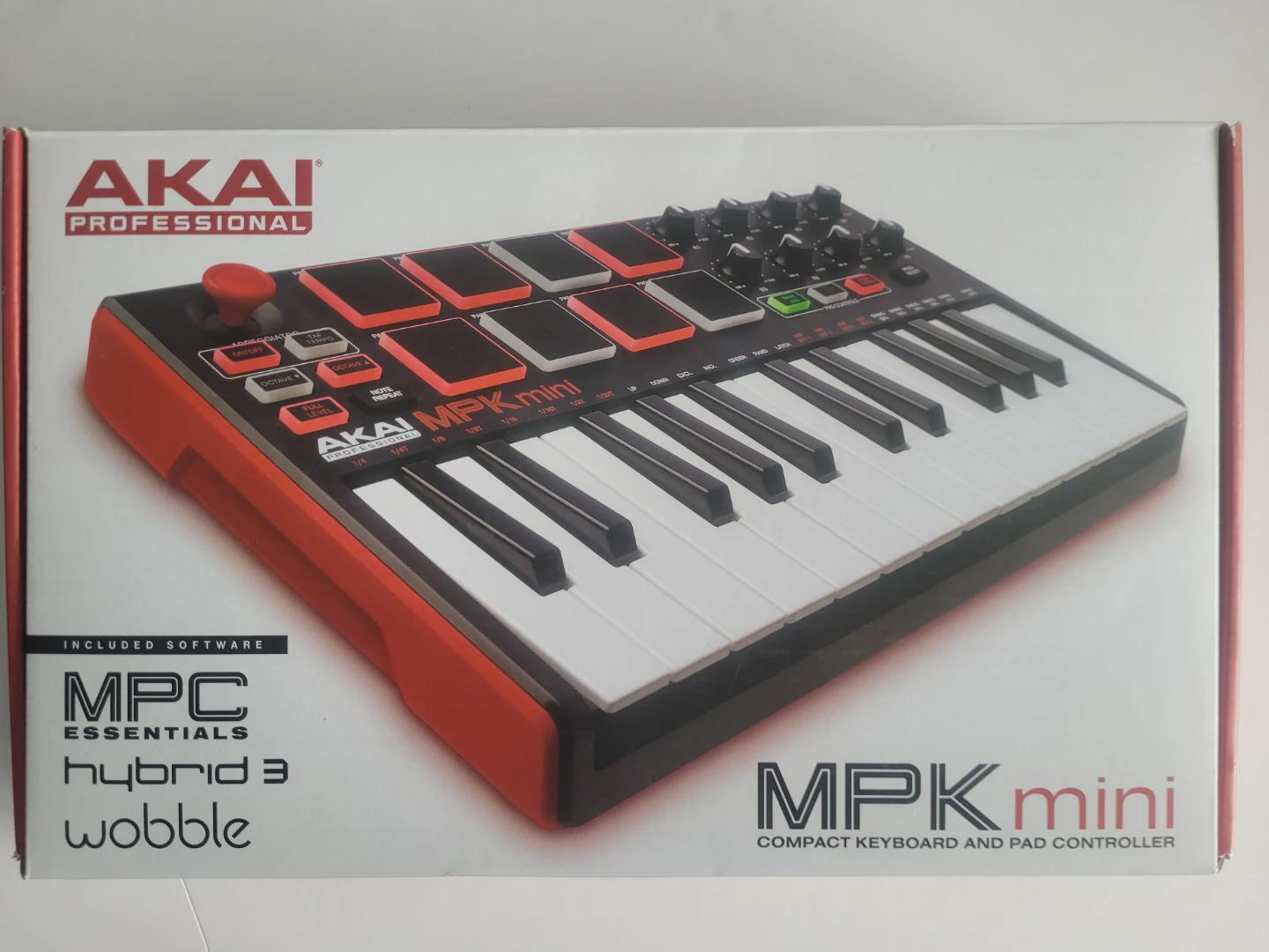 Akai MPK Mini Compact Keyboard and Pad Controller